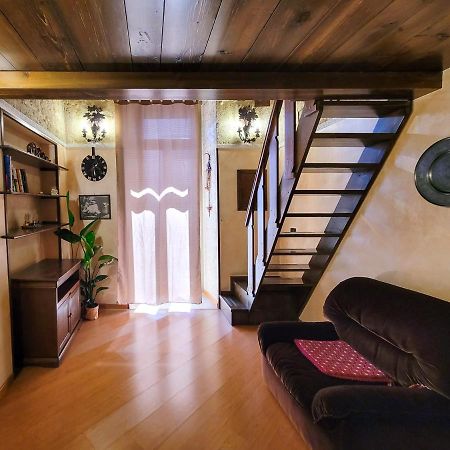 Cozy Classical Residence In The City Center 바리 외부 사진